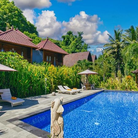 Coconut Hill Cottage Batununggul ภายนอก รูปภาพ