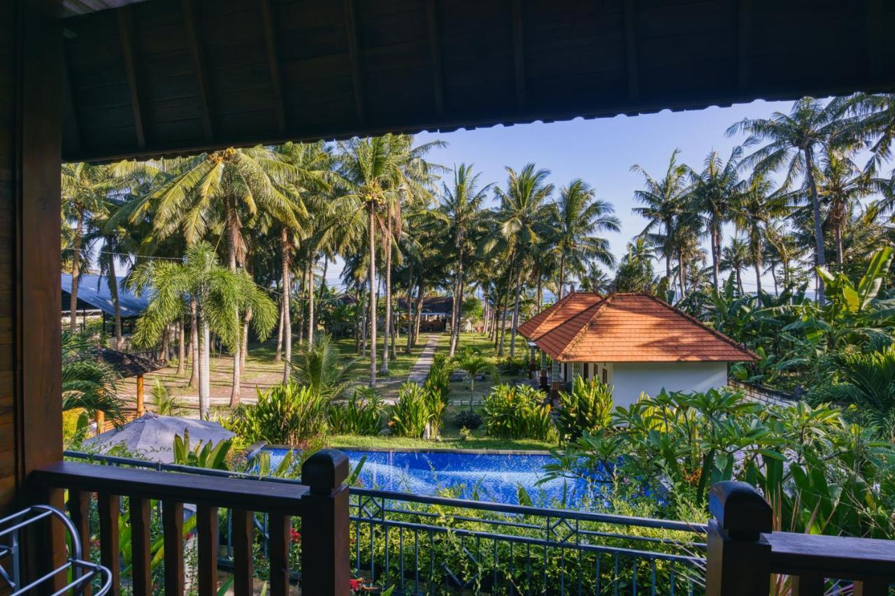 Coconut Hill Cottage Batununggul ภายนอก รูปภาพ