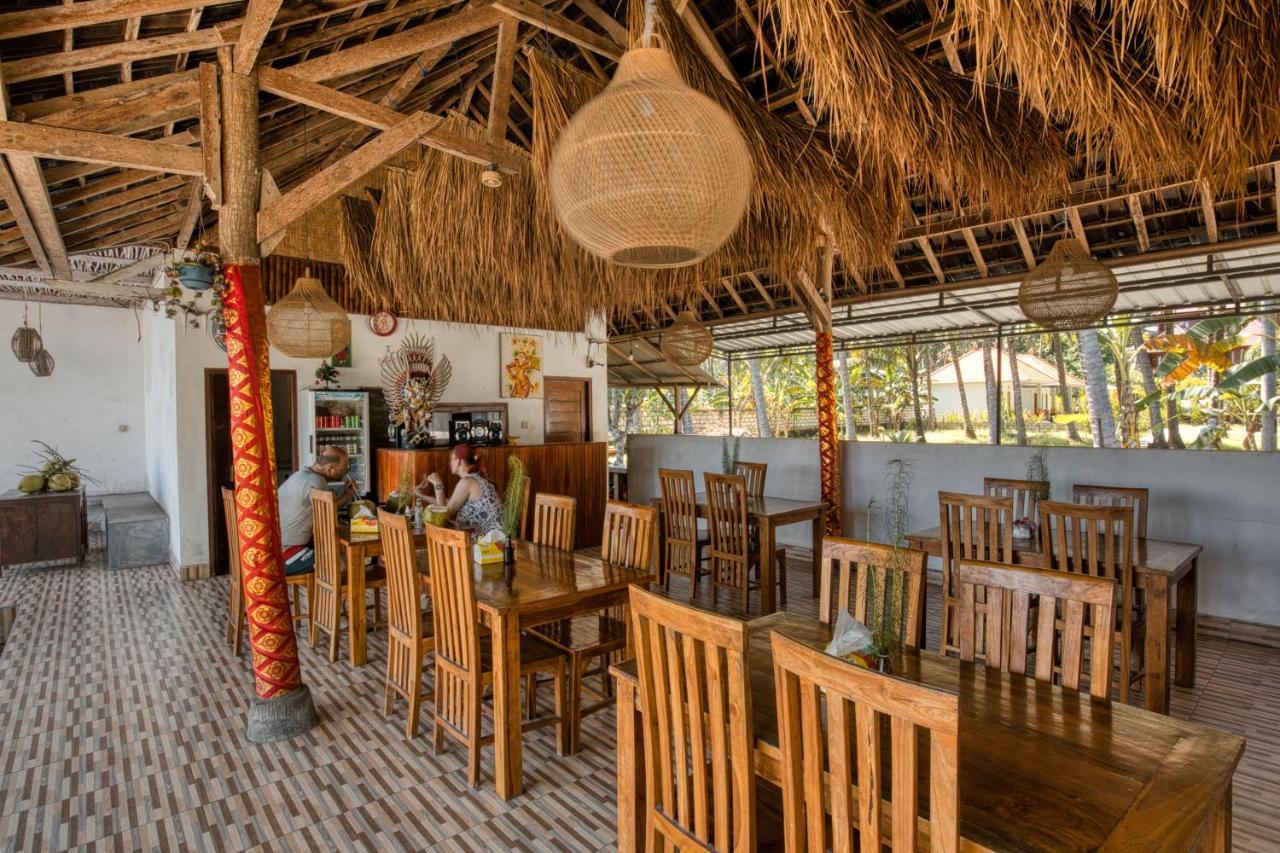 Coconut Hill Cottage Batununggul ภายนอก รูปภาพ