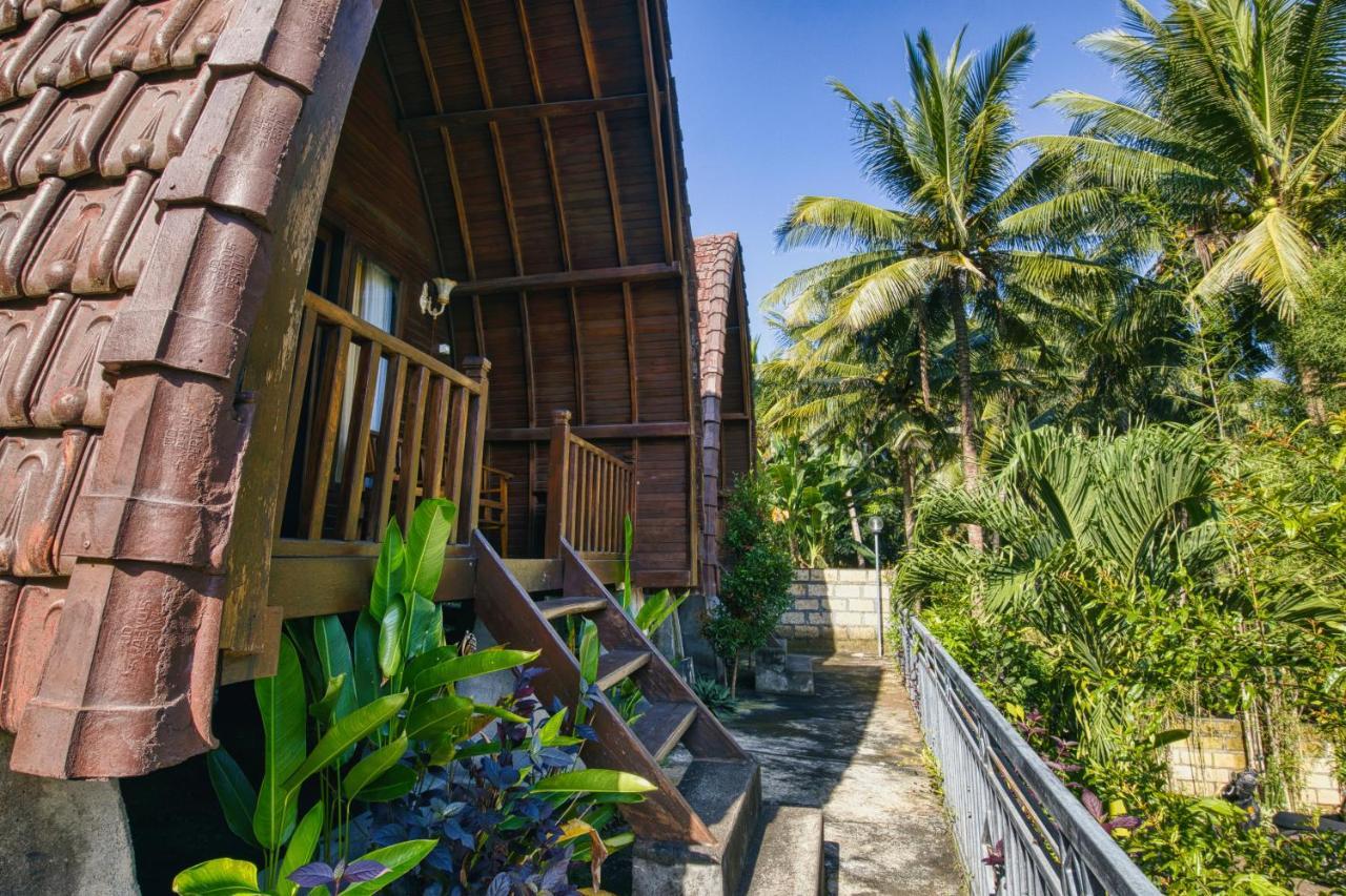 Coconut Hill Cottage Batununggul ภายนอก รูปภาพ
